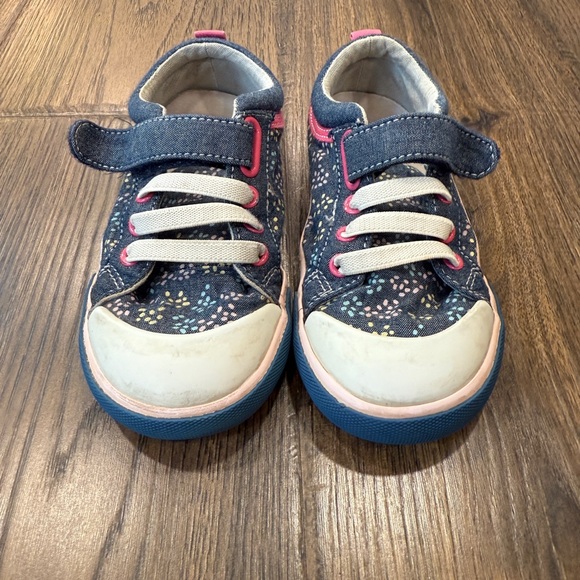 See Kai Run Navy Floral Sneakers with Pink and White Accents - Picture 1 of 6
